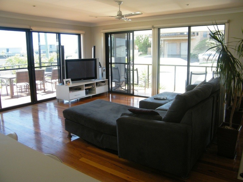 20 Stephen Street, Forster NSW 2428