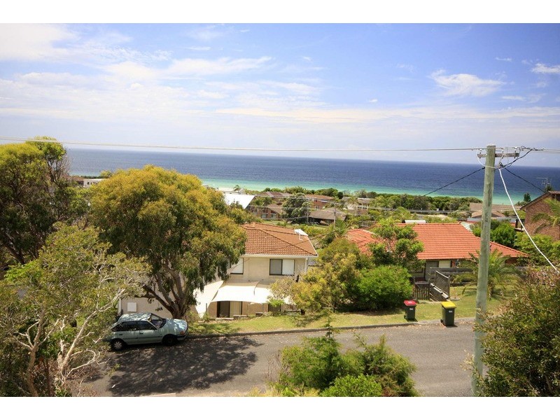 7 Palm Road, Forster NSW 2428