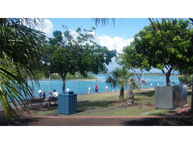 2/24 Wharf Street, Forster NSW 2428