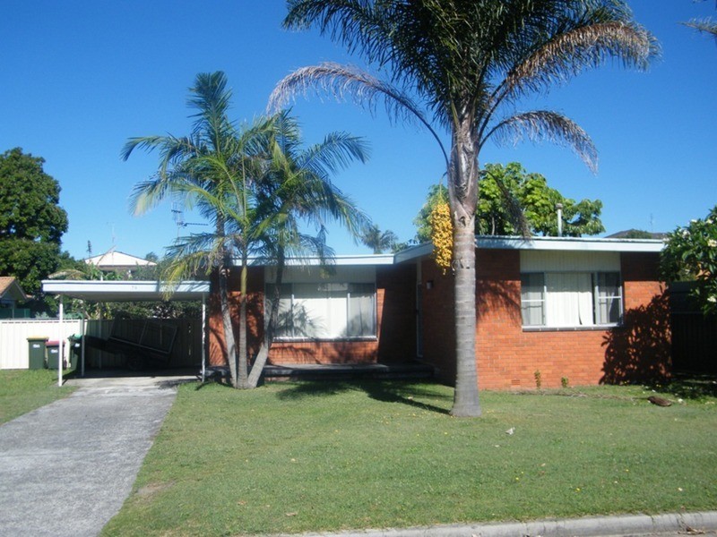 122-124 Little Street, Forster NSW 2428