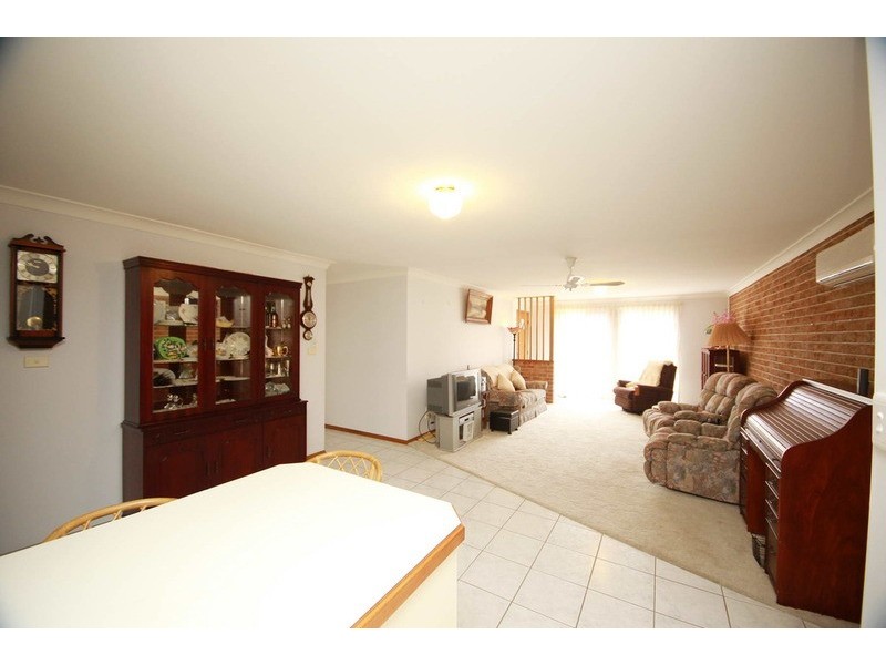 2/99 Hind Avenue, Forster NSW 2428