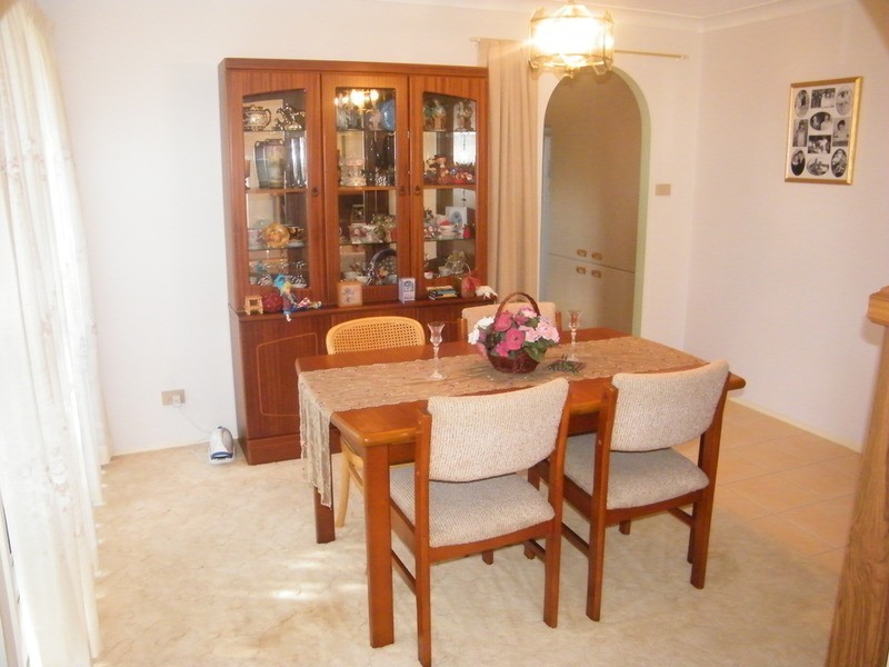 1 Royal Close, Forster NSW 2428