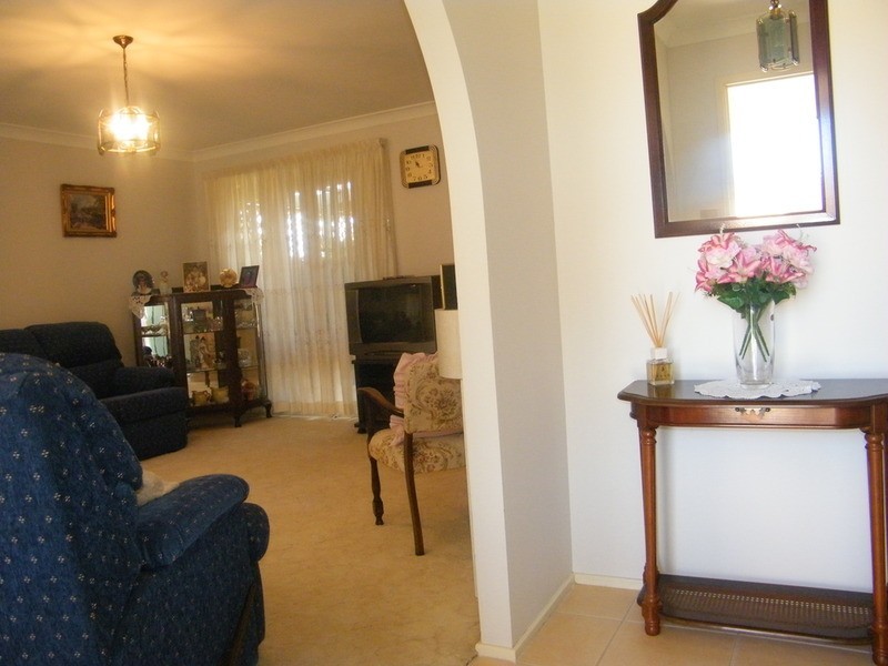 1 Royal Close, Forster NSW 2428