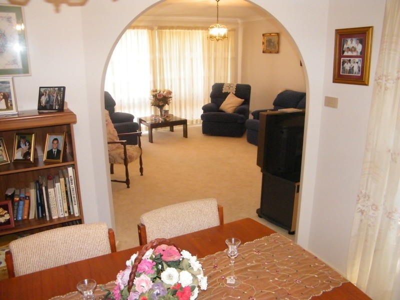 1 Royal Close, Forster NSW 2428