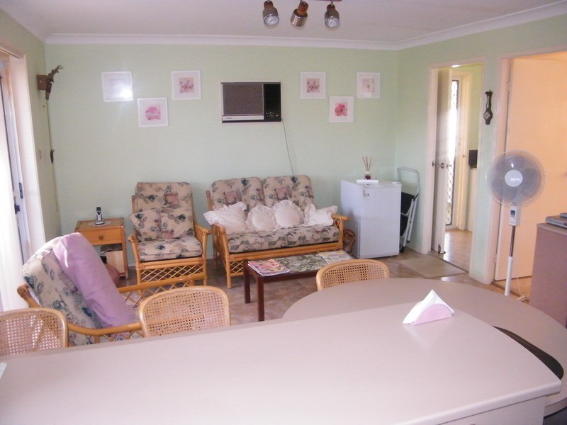 1 Royal Close, Forster NSW 2428