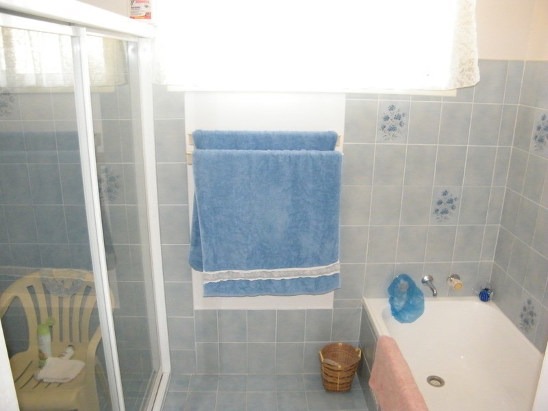 1 Royal Close, Forster NSW 2428