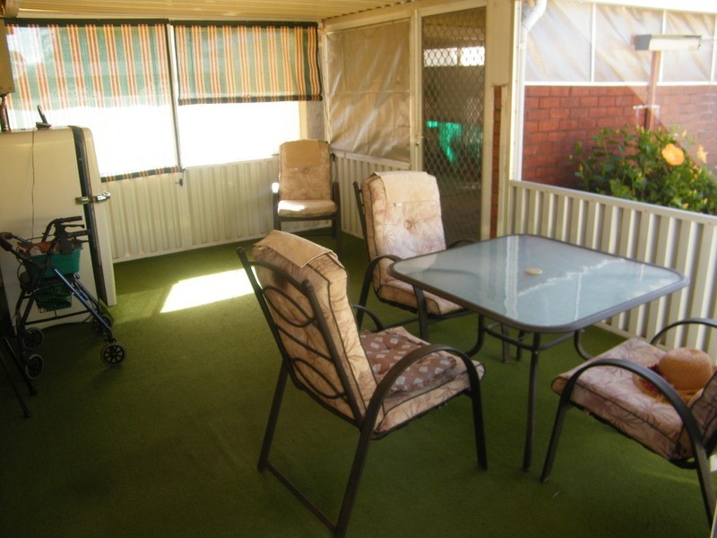 1 Royal Close, Forster NSW 2428