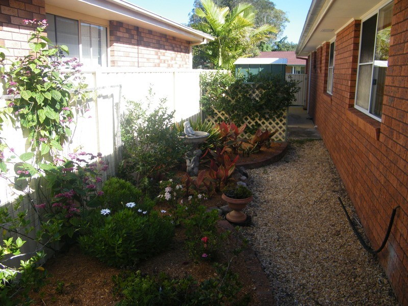 1 Royal Close, Forster NSW 2428