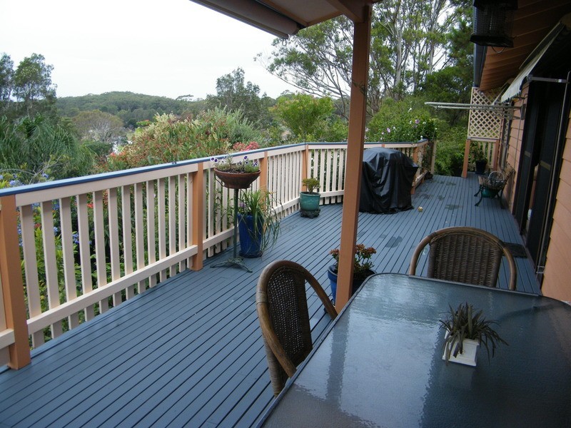 8 Lucas Avenue, Green Point NSW 2428