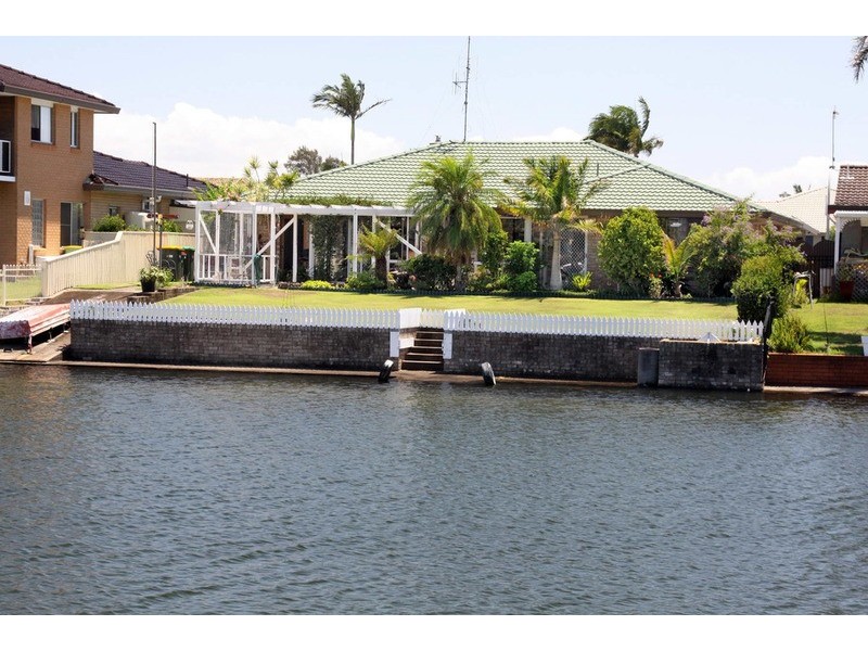 8 Wyuna Place, Forster NSW 2428