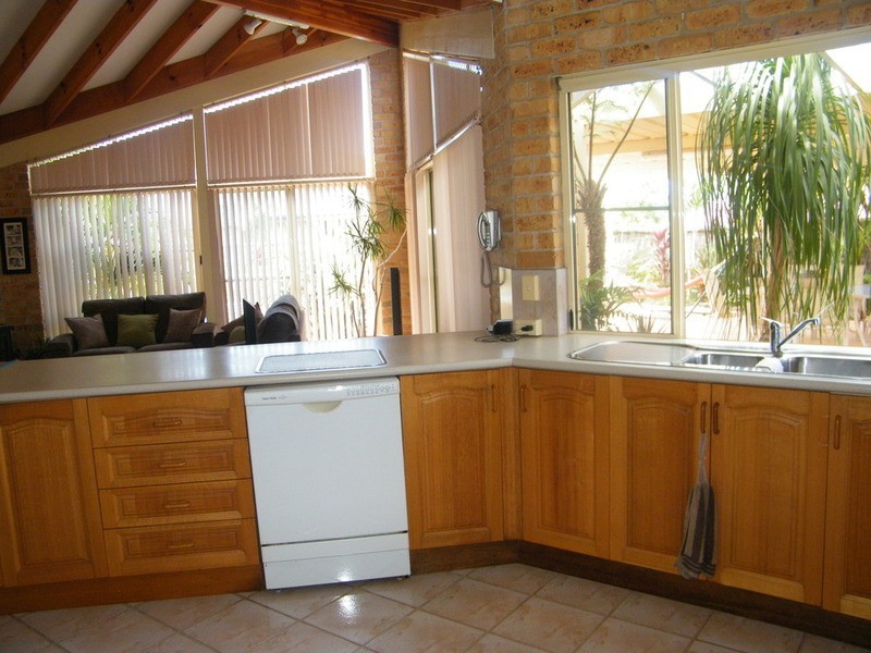 11 Greenview Place, Forster NSW 2428