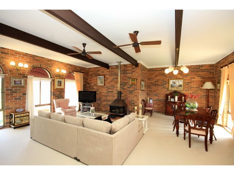108 Elizabeth Parade, Forster NSW 2428