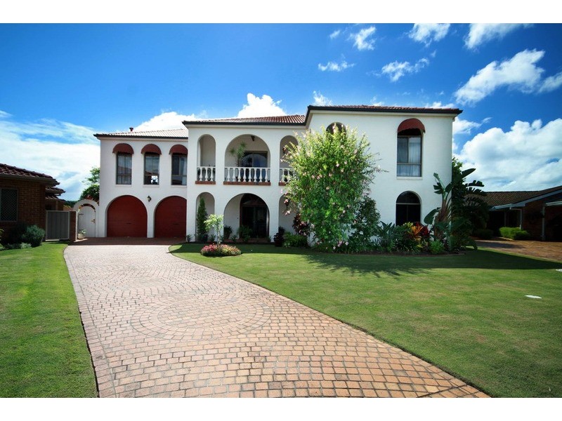 108 Elizabeth Parade, Forster NSW 2428