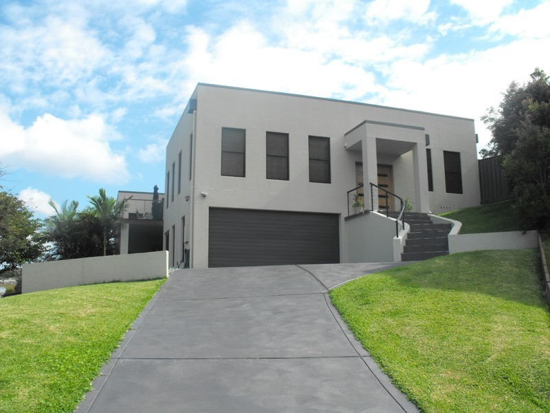 5 Affleck Close, Forster NSW 2428