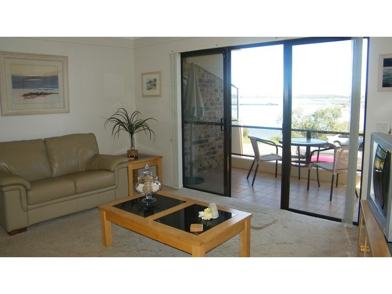 2/72 Little Street, Forster NSW 2428