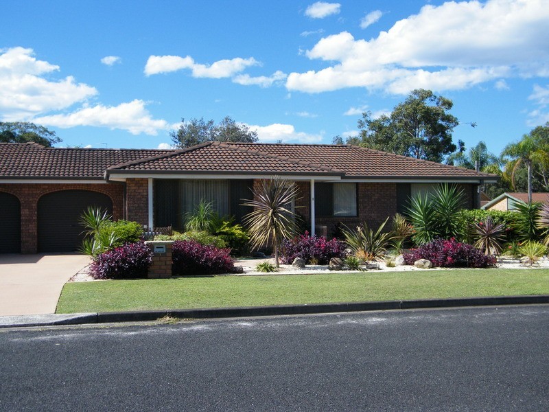1/1 Aurum Place, Forster NSW 2428