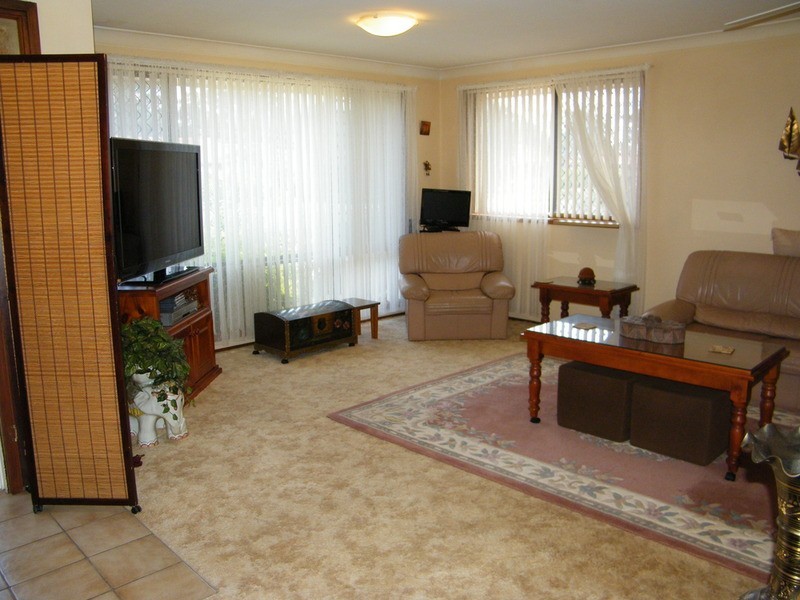 1/1 Aurum Place, Forster NSW 2428