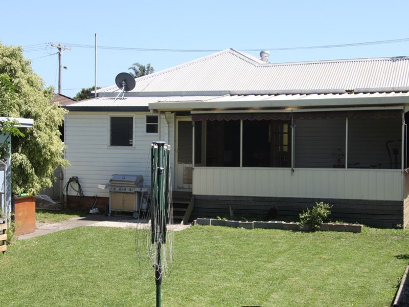 18 Toby Street, Forster NSW 2428