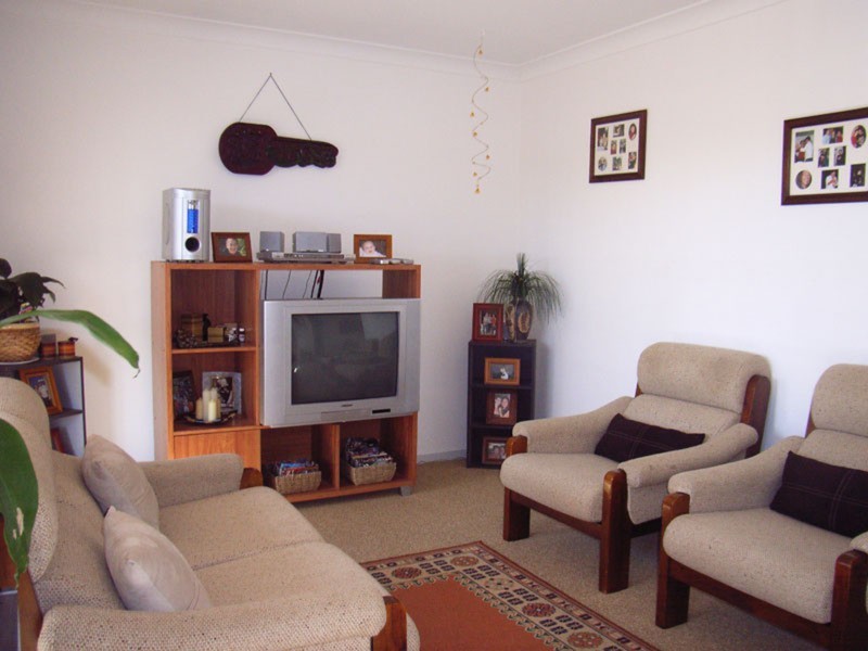 2 Ell Close, Forster NSW 2428