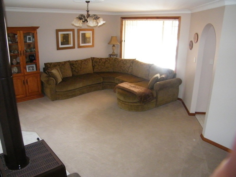 39 Lakeview Crescent, Forster NSW 2428