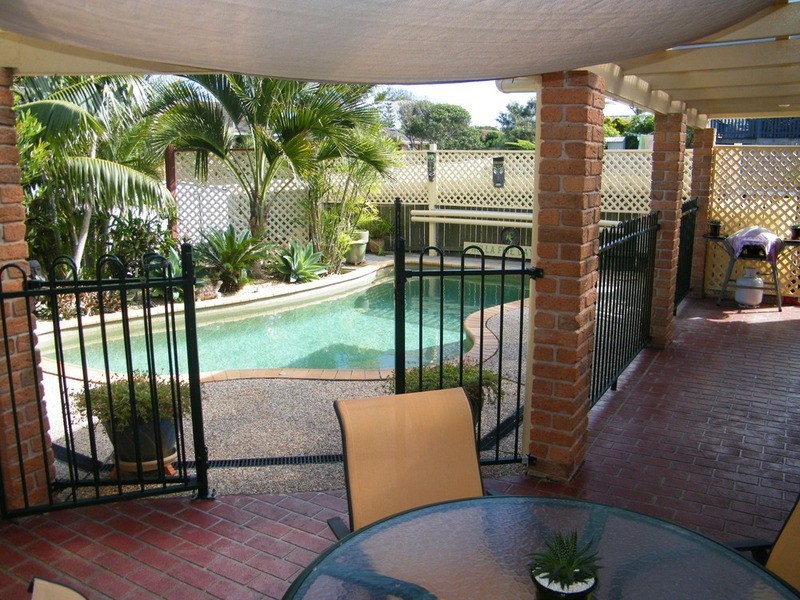 39 Lakeview Crescent, Forster NSW 2428