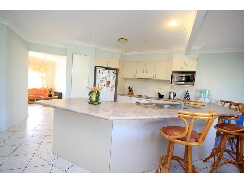 6 Riverview Place, Darawank NSW 2428