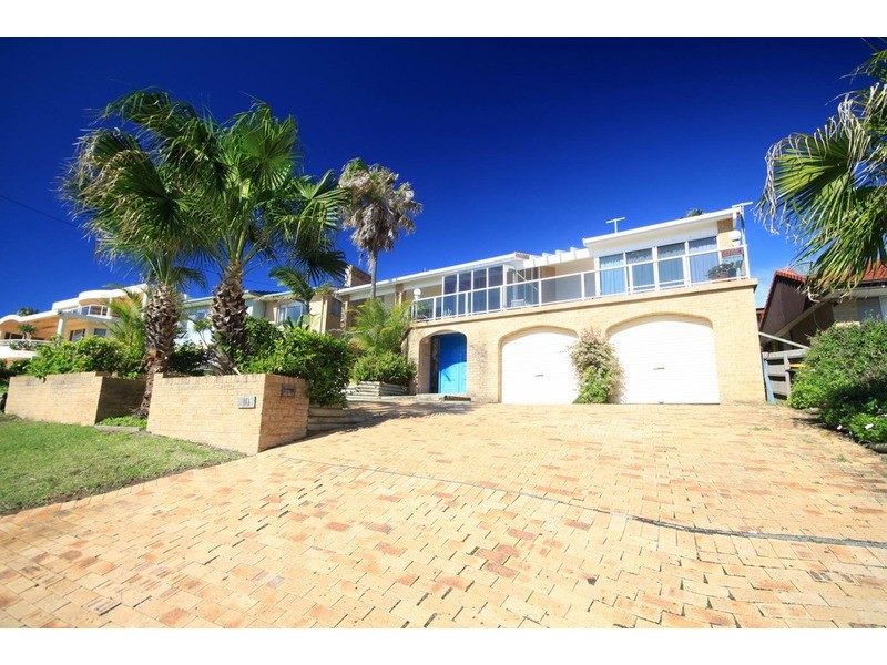 10 Cliff Road, Forster NSW 2428