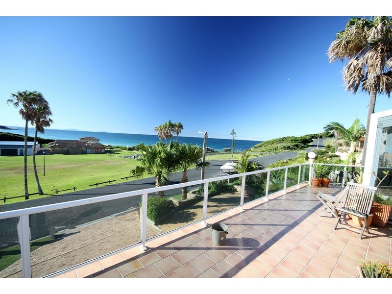 10 Cliff Road, Forster NSW 2428