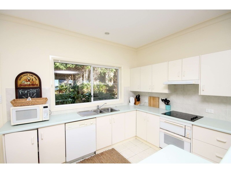 10 Cliff Road, Forster NSW 2428