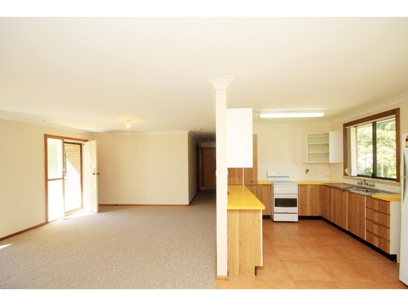 41 Daphne Street, Forster NSW 2428