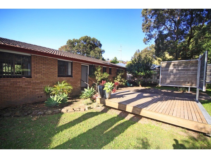 41 Daphne Street, Forster NSW 2428
