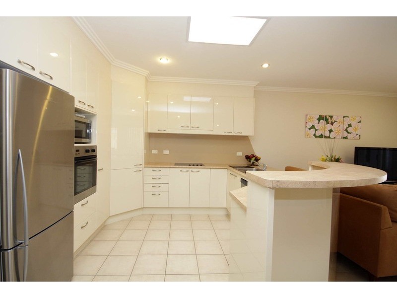 2/42 Nuwarra Circuit, Forster NSW 2428