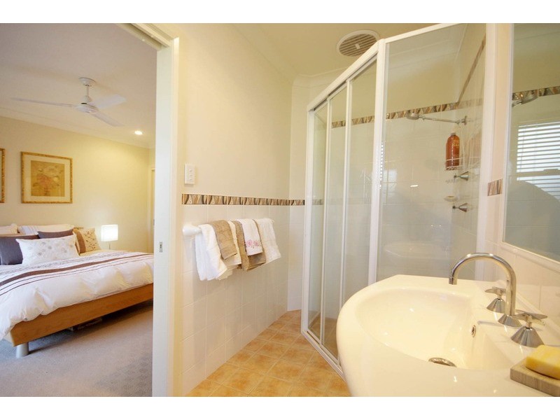 2/42 Nuwarra Circuit, Forster NSW 2428