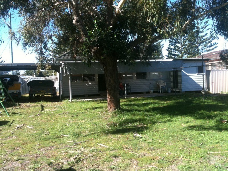 49 Beach Street, Tuncurry NSW 2428