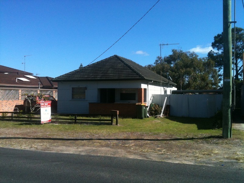 49 Beach Street, Tuncurry NSW 2428