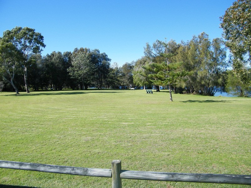 92 Elizabeth Parade, Forster NSW 2428