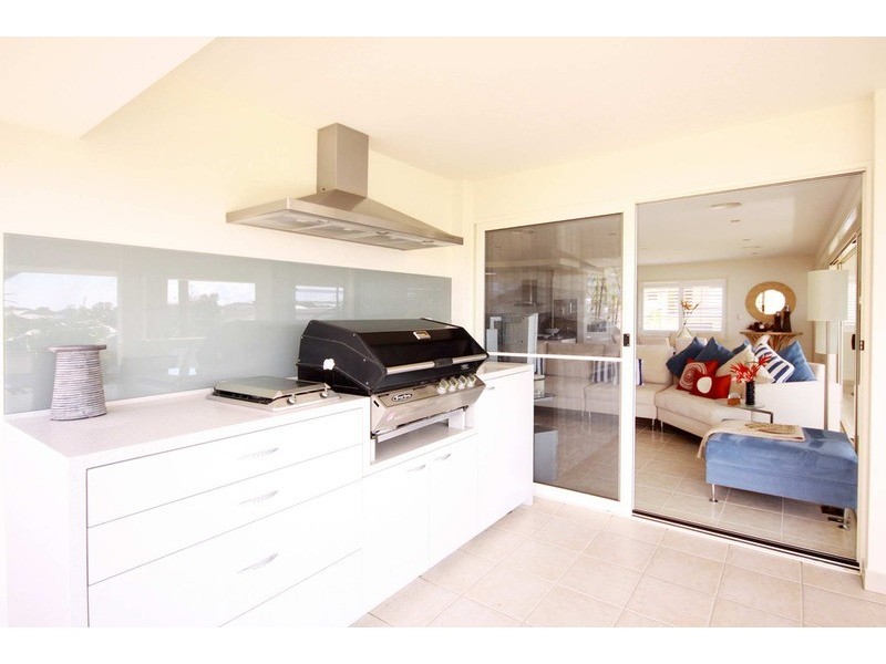 8 Edward Street, Forster NSW 2428