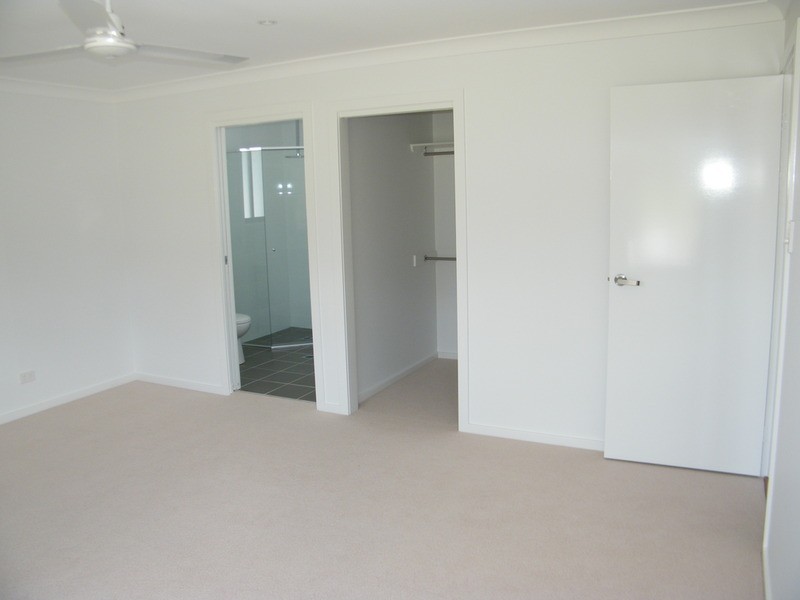 13 Isabella Parade, Forster NSW 2428