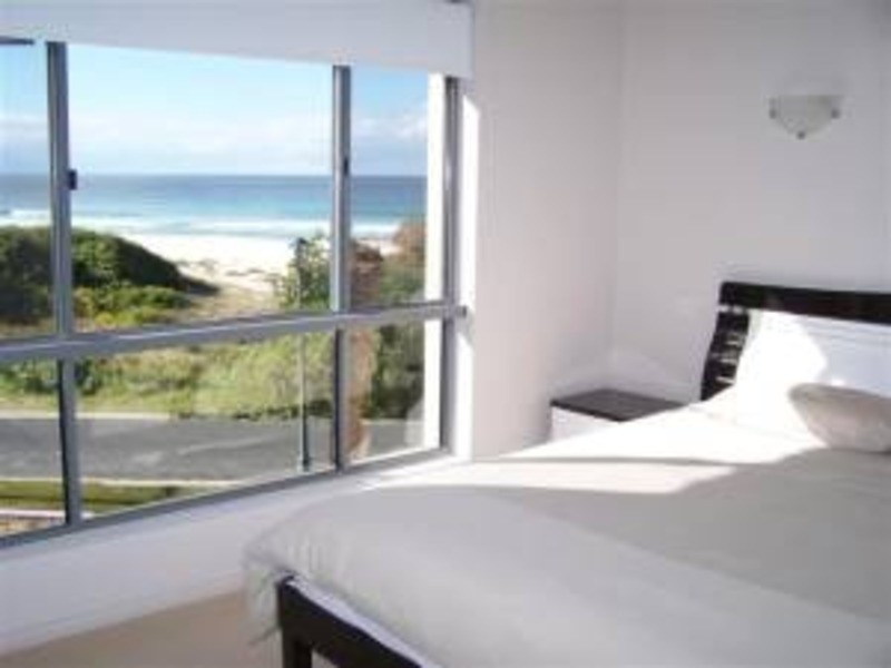 2/87 Newman Avenue, Blueys Beach NSW 2428