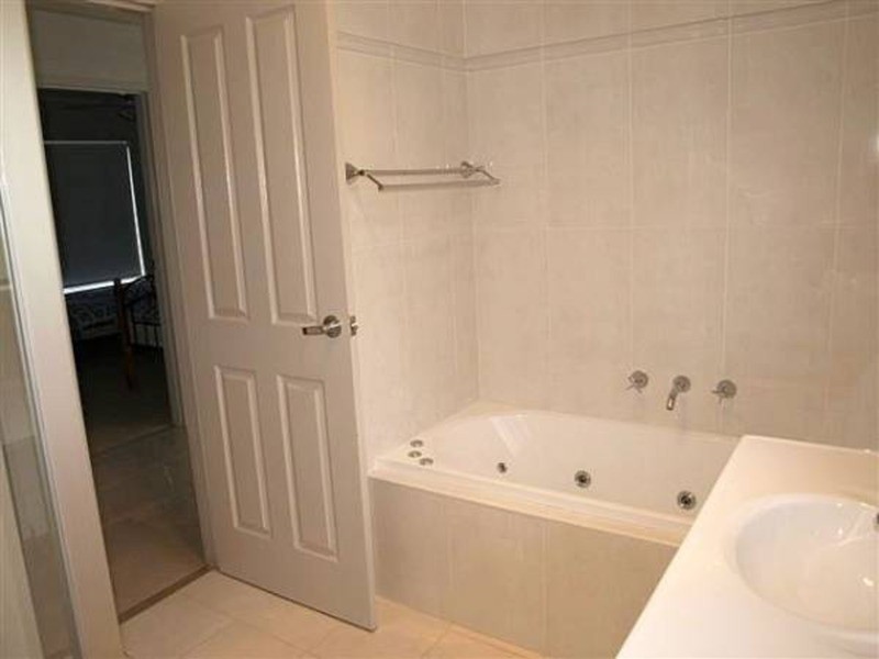 2/87 Newman Avenue, Blueys Beach NSW 2428