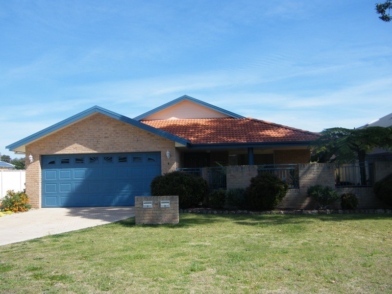 1/16 Peel Street, Tuncurry NSW 2428