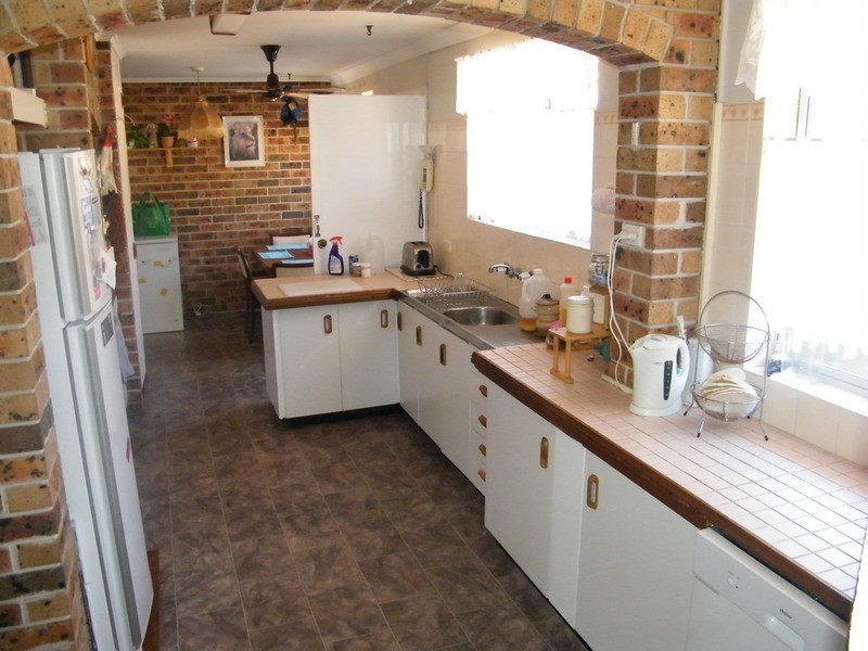 8 Banksia  Parade, Tuncurry NSW 2428