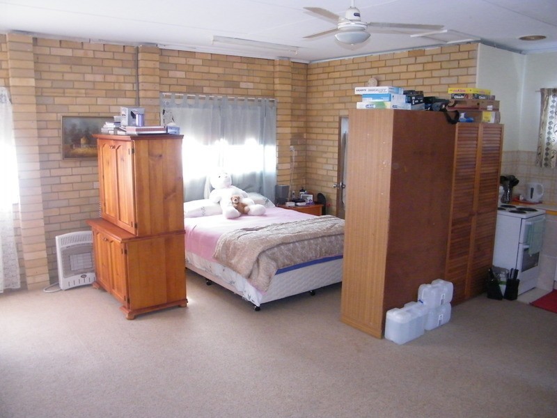 8 Banksia  Parade, Tuncurry NSW 2428