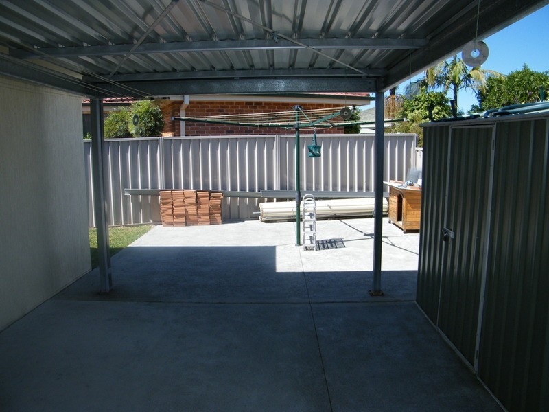 6 Caleyi  Crescent, Tuncurry NSW 2428