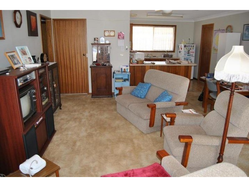 1/2 Heath Avenue, Tuncurry NSW 2428