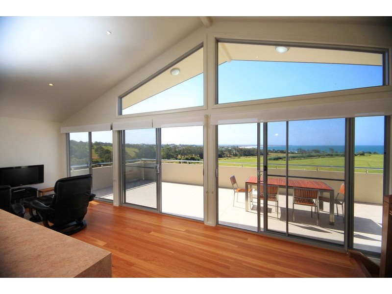 16 Torquay Circuit, Diamond Beach NSW 2430