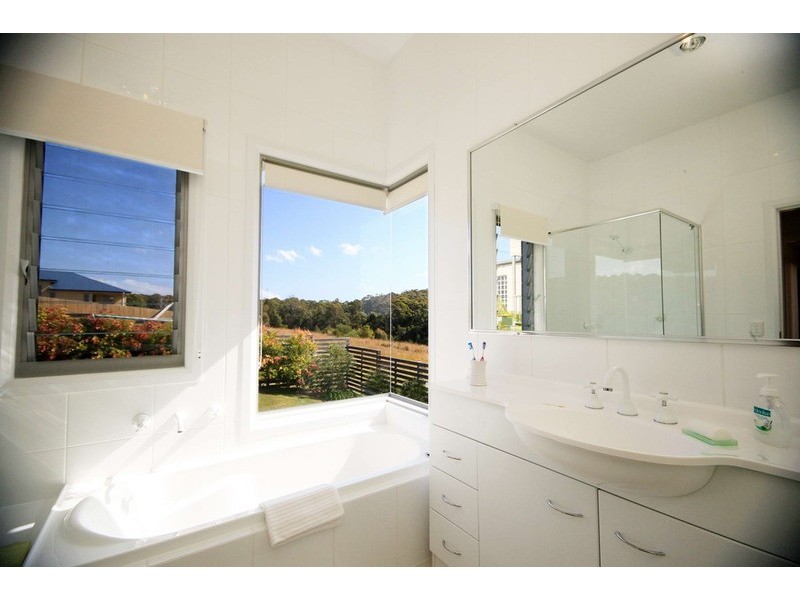 16 Torquay Circuit, Diamond Beach NSW 2430