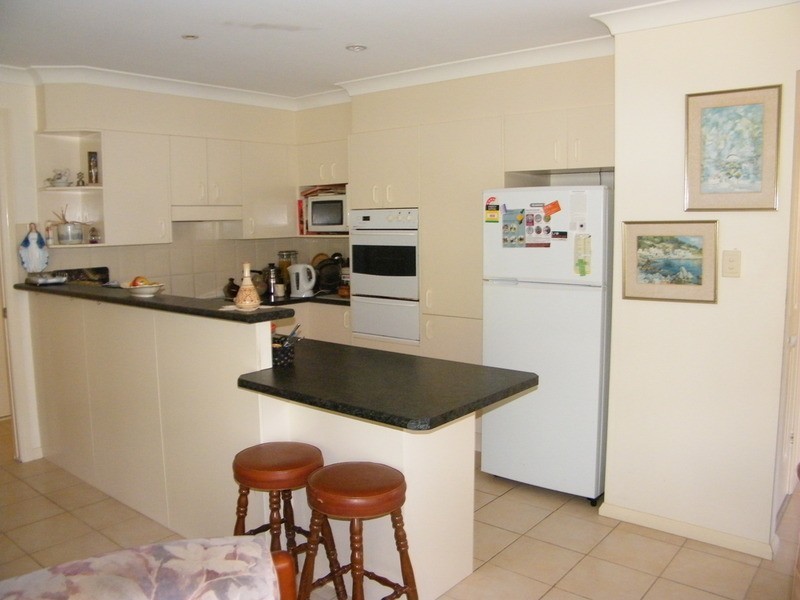 1/5 Cross  Street, Forster NSW 2428