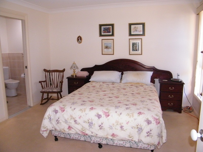 1/5 Cross  Street, Forster NSW 2428