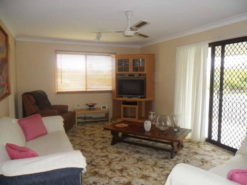 3 Bay Street, Tuncurry NSW 2428
